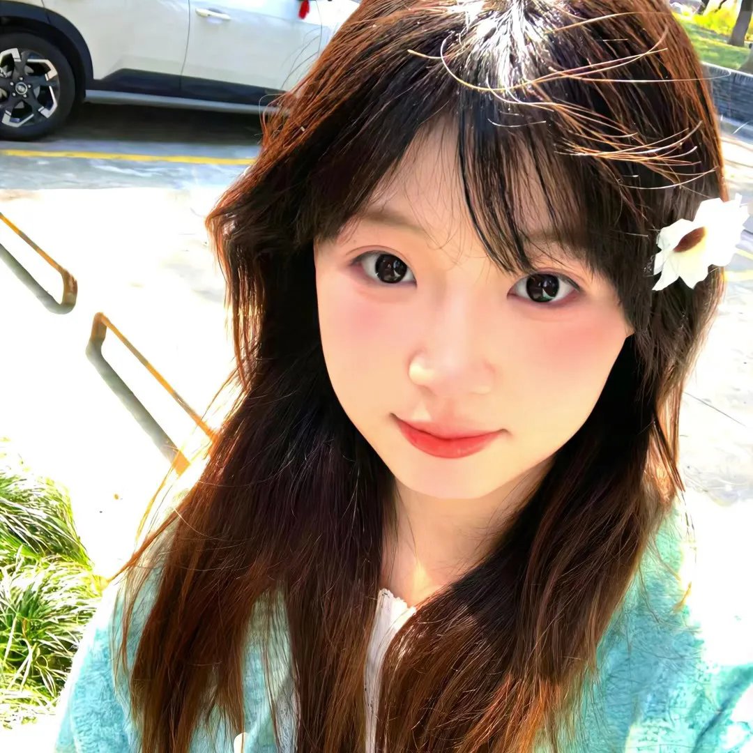 我和他都是新郎。