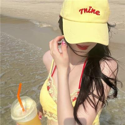 白色巴士